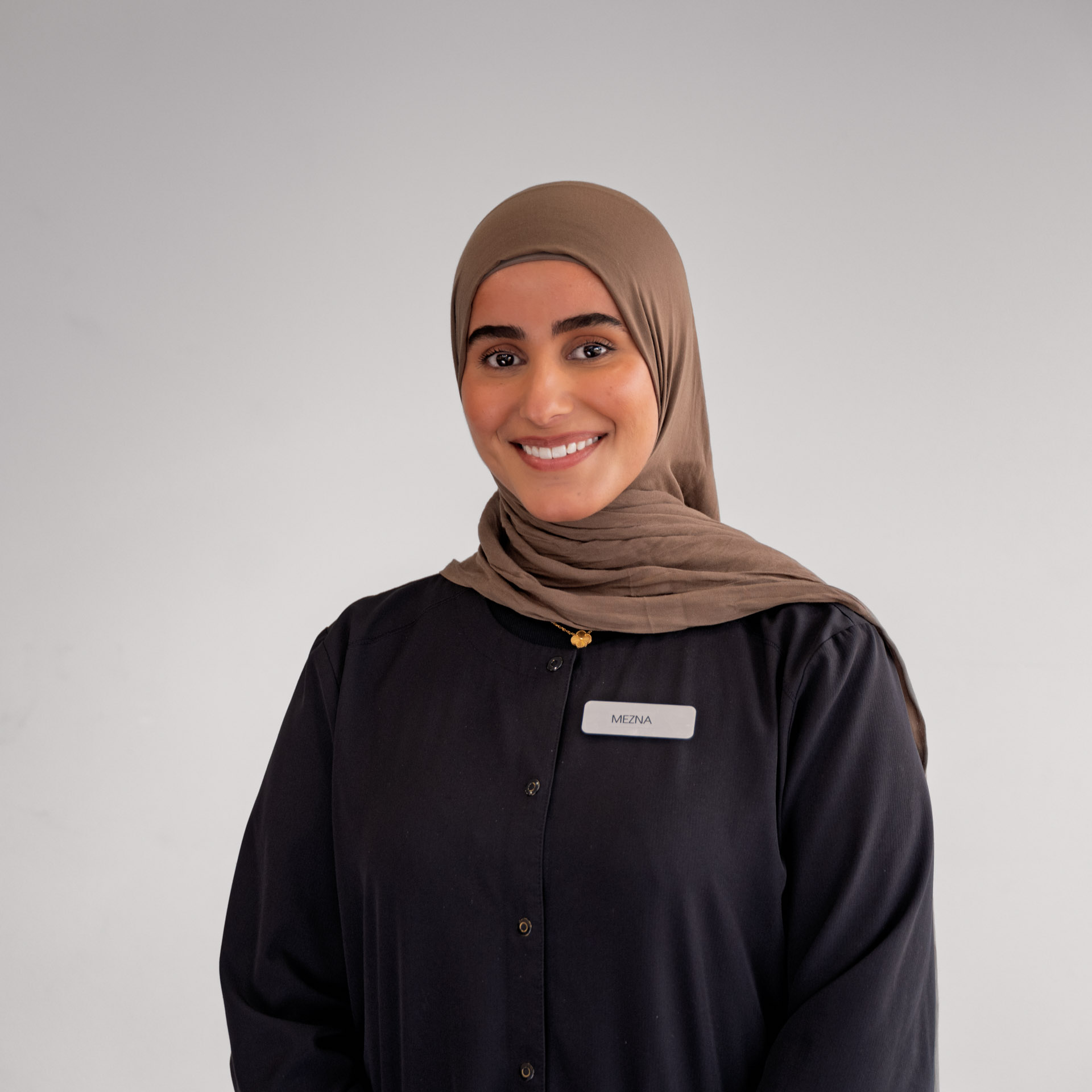 Mezna L1030054 - SmilePro Dental